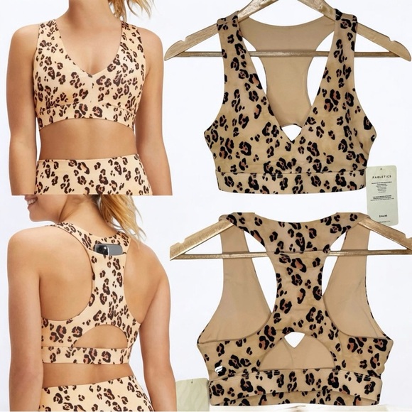 NWT Fabletics On-The-Go Midi Medium Impact Sports Bra Women’s XS/4 Phone Pocket - Picture 10 of 10